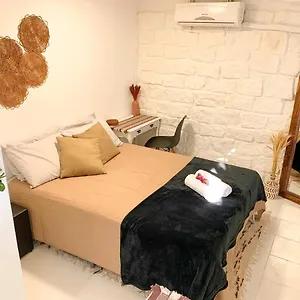  Quarto em Acomodações Particulares Travessa 208